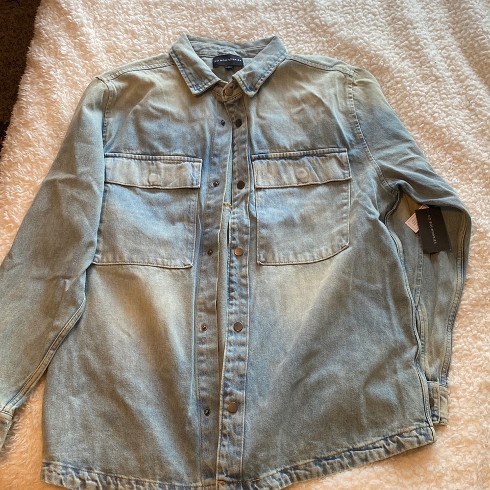 No boundaries medium mens denim Shacket